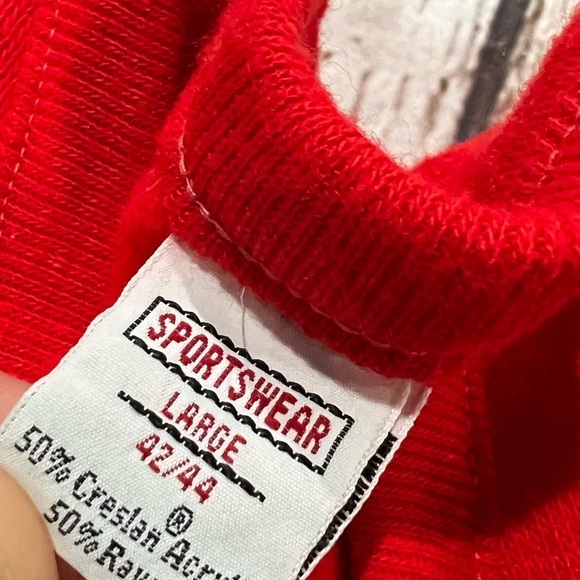 Vintage 1980s Rahway Elks New Jersey Red Vneck Pullover Jumper Sweater - Picture 4 of 4
